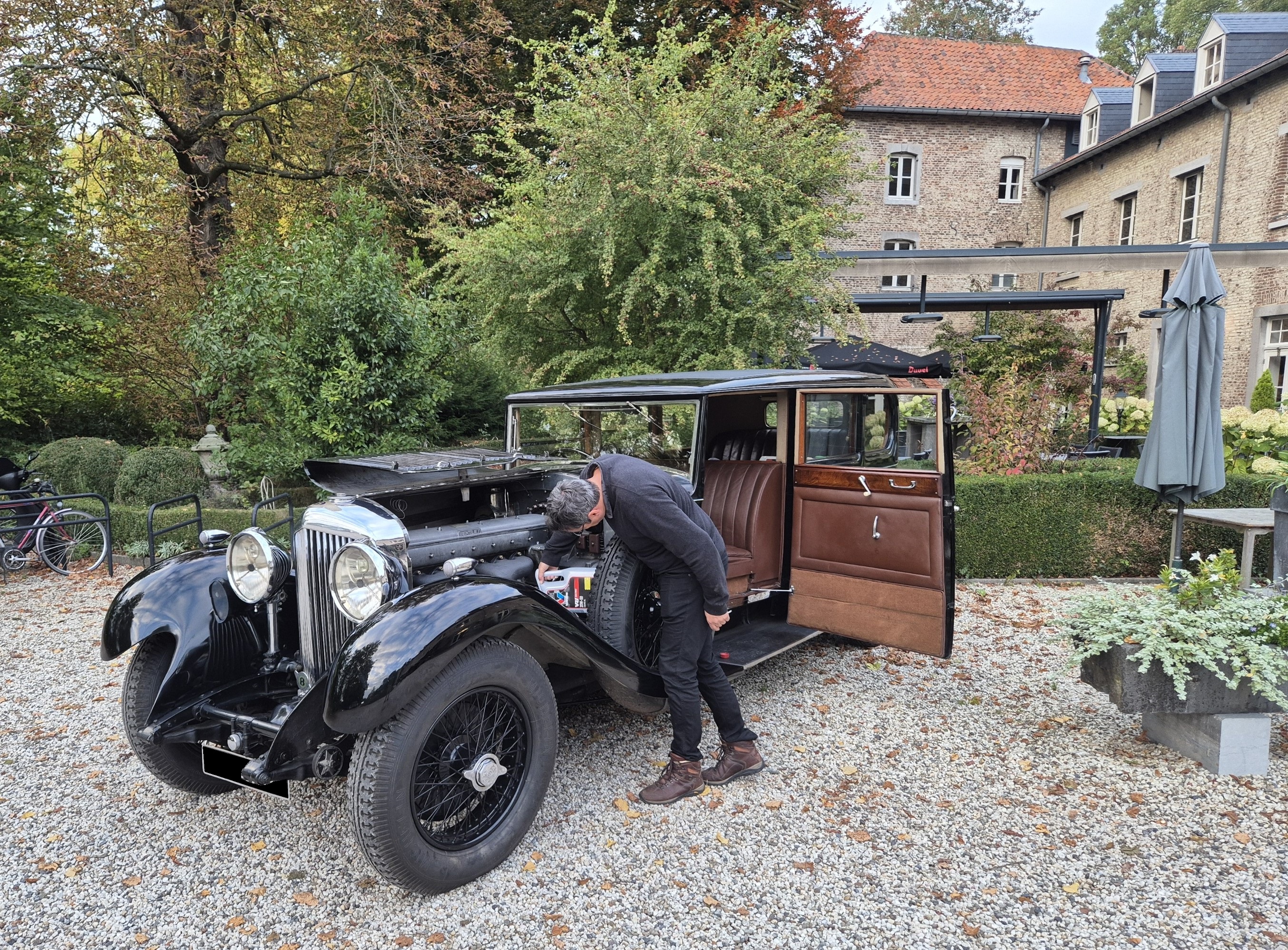 20251009_181020_resized